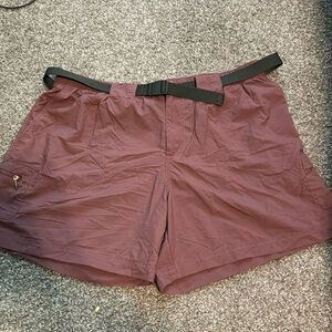 Columbia hiking shorts size XL